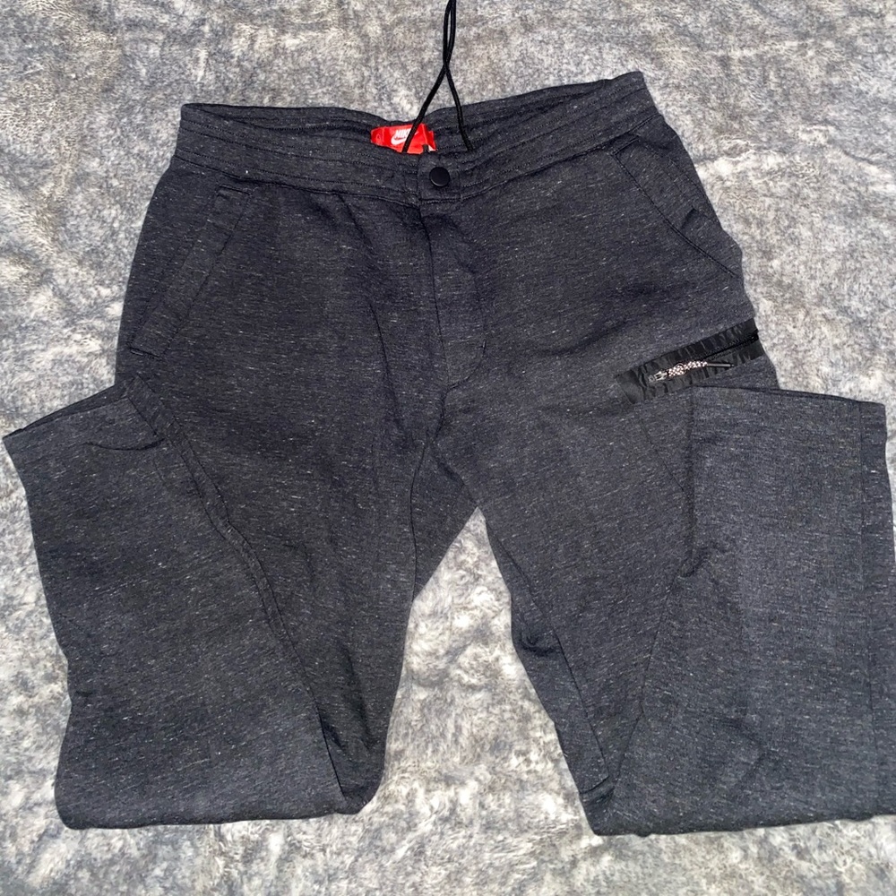 Mens Nike tech TAPERED bottom Grey size Large